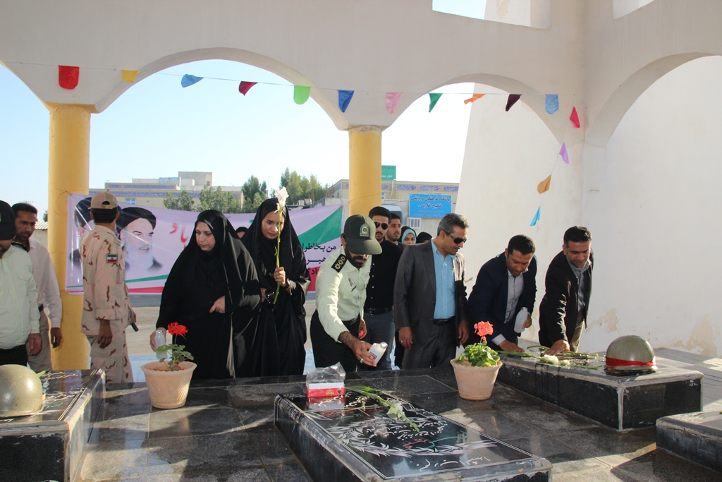 مراسم غبارروبی گلزار شهدا