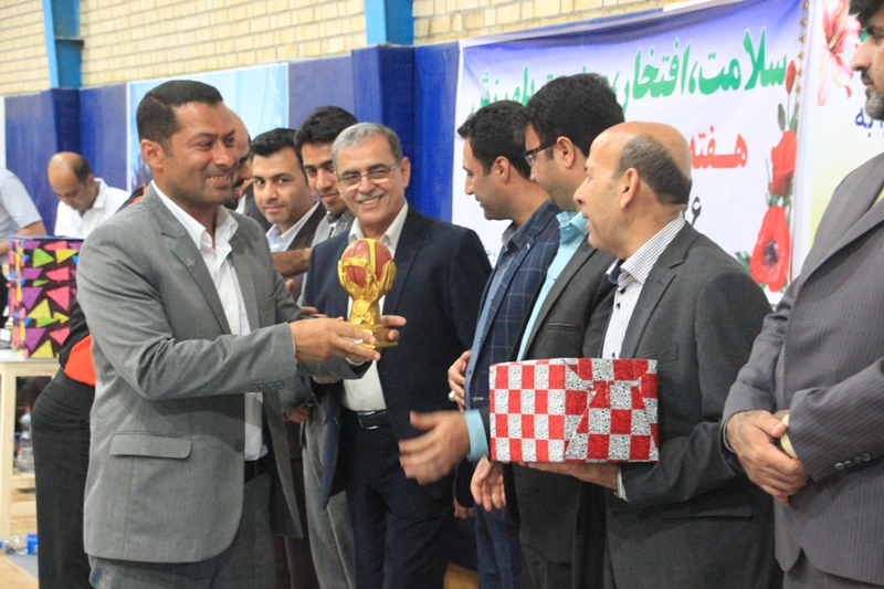 تقدیر از شهردار و اعضای شورای اسلامی شهر قشم