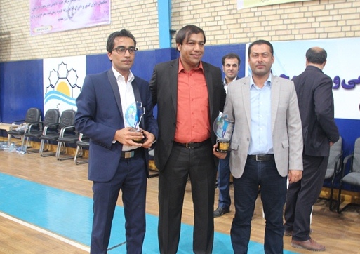 رحیمی هلری : دو زمین چمن مصنوعی دیگر به سرانه ورزشی قشم اضافه خواهد شد