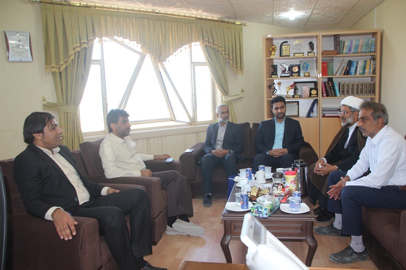 تقدیر از اعضای شورای شهر و شهردار قشم