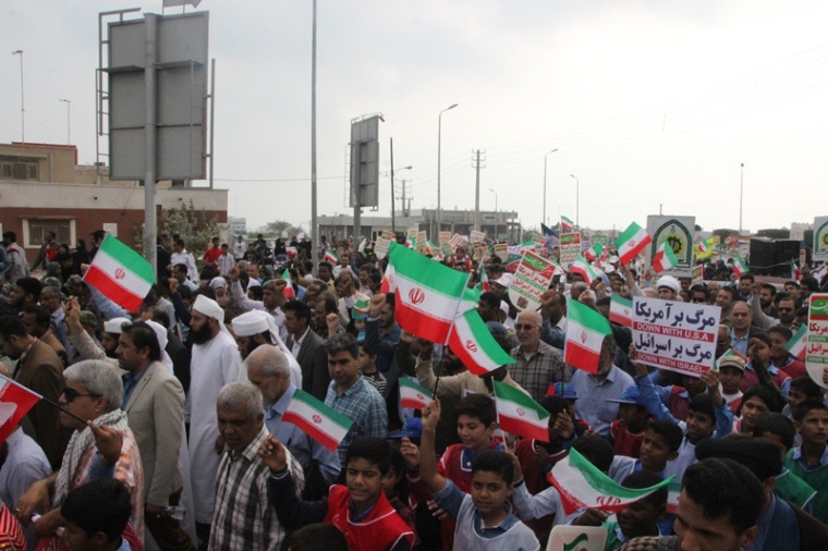 حضور گسترده مردم در راهپیمایی ۲۲ بهمن