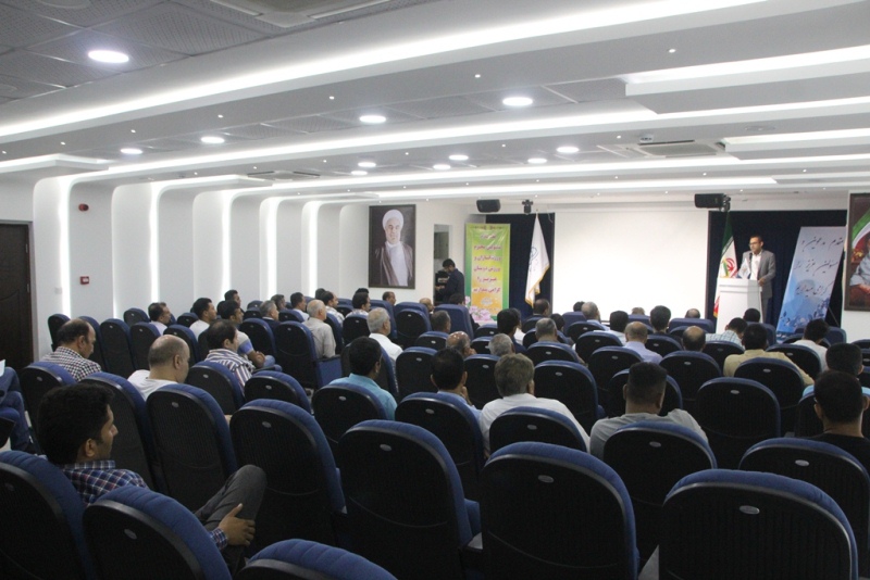 نشست صمیمی با مدیران ورزشی شهر قشم