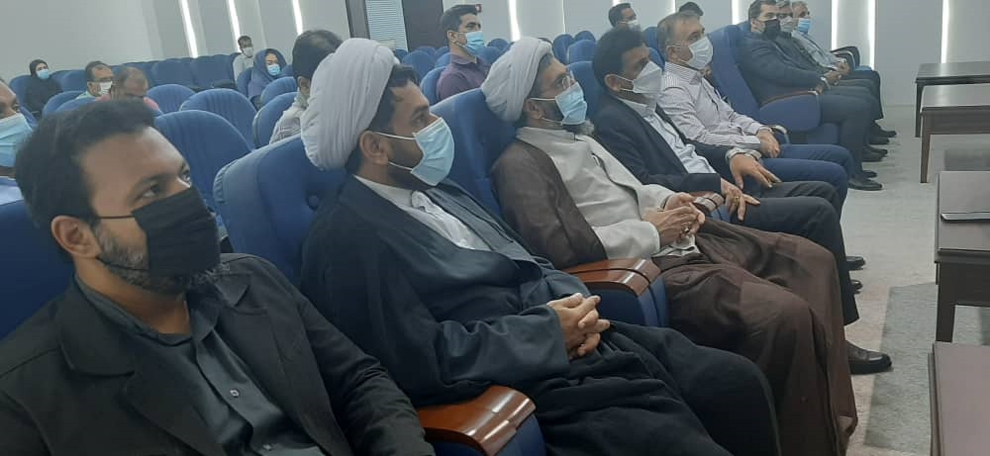 همایش نقش زن در خانواده و تجلیل از بسیجیان شهرداری قشم