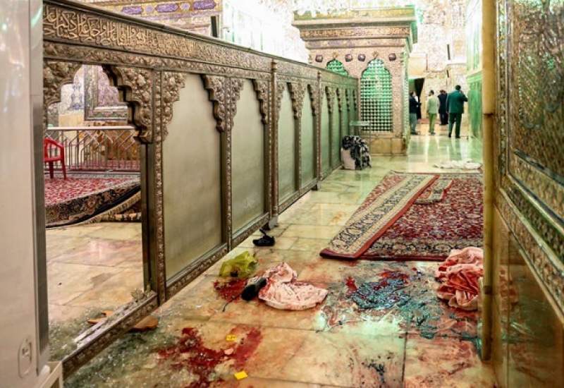 شهردار و اعضای شورای اسلامی شهر قشم با صدور پیامی حادثه تروریستی شاهچراغ را محکوم کردند