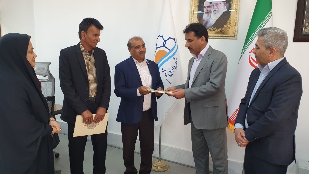 تجلیل از کارمندان جانباز و ایثارگر شهرداری قشم