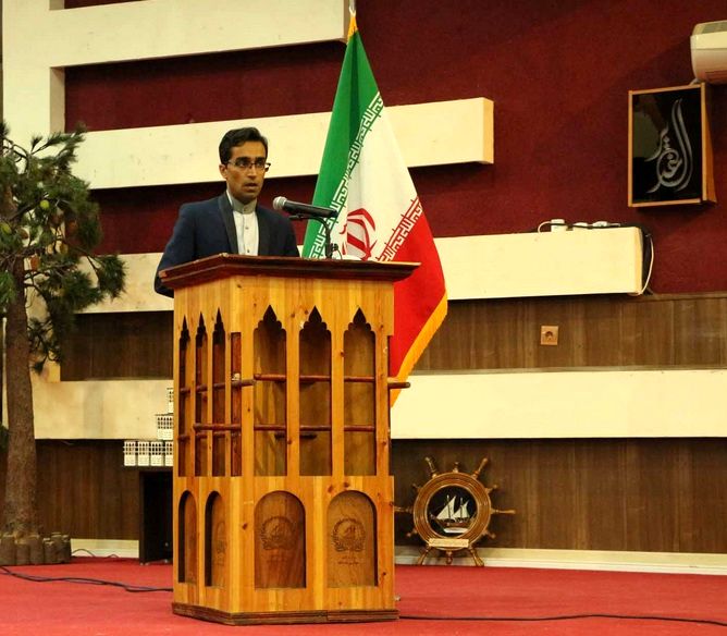 شهردار و اعضای شورای اسلامی شهر قشم انتصاب دکتر ابراهیم رستم گورانی را تبریک گفتند