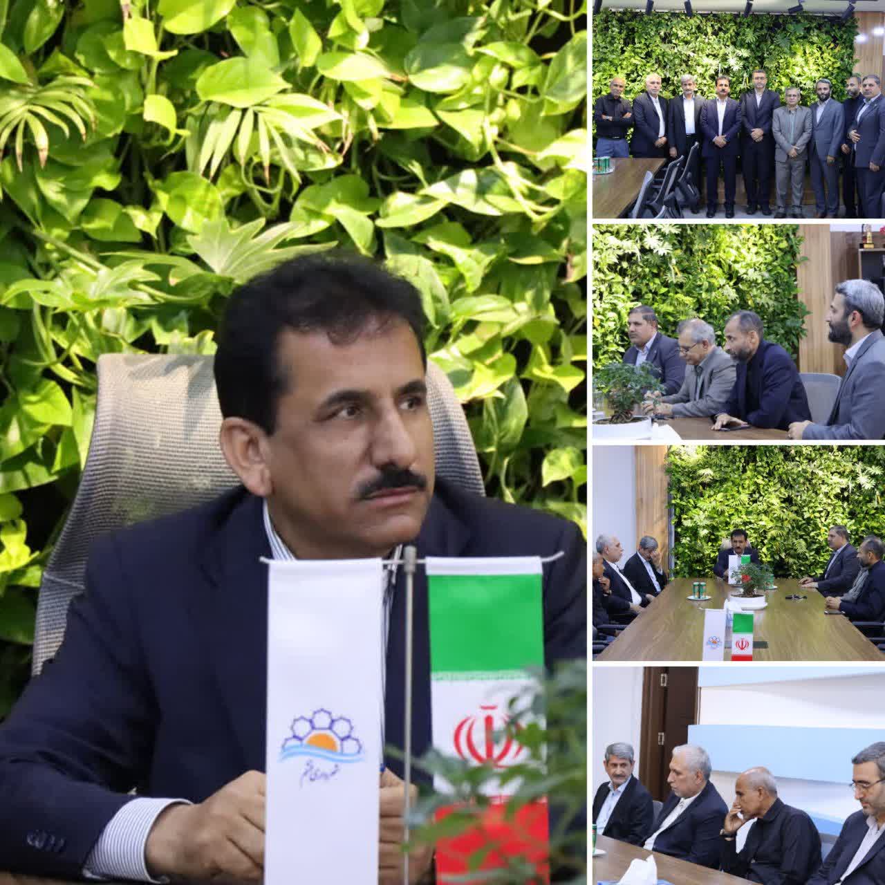 دیدار جمعی از نمایندگان جامعه ایثارگران قشم با شهردار