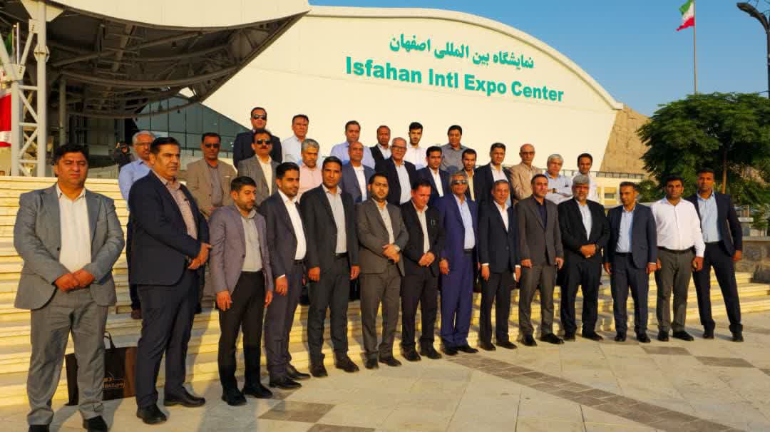 حضور دکتر میردادی شهردار قشم در نمایشگاه مدیریت شهری و پروژه‌های موفق خدمات شهری استان اصفهان ، با آخرین دستاوردهای حوزه مدیریت پسماند و حمل‌ونقل شهری