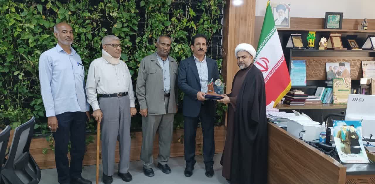 تقدیر رئیس اداره اوقاف و جمعی از هیئت امنای مذهبی از شهردار قشم